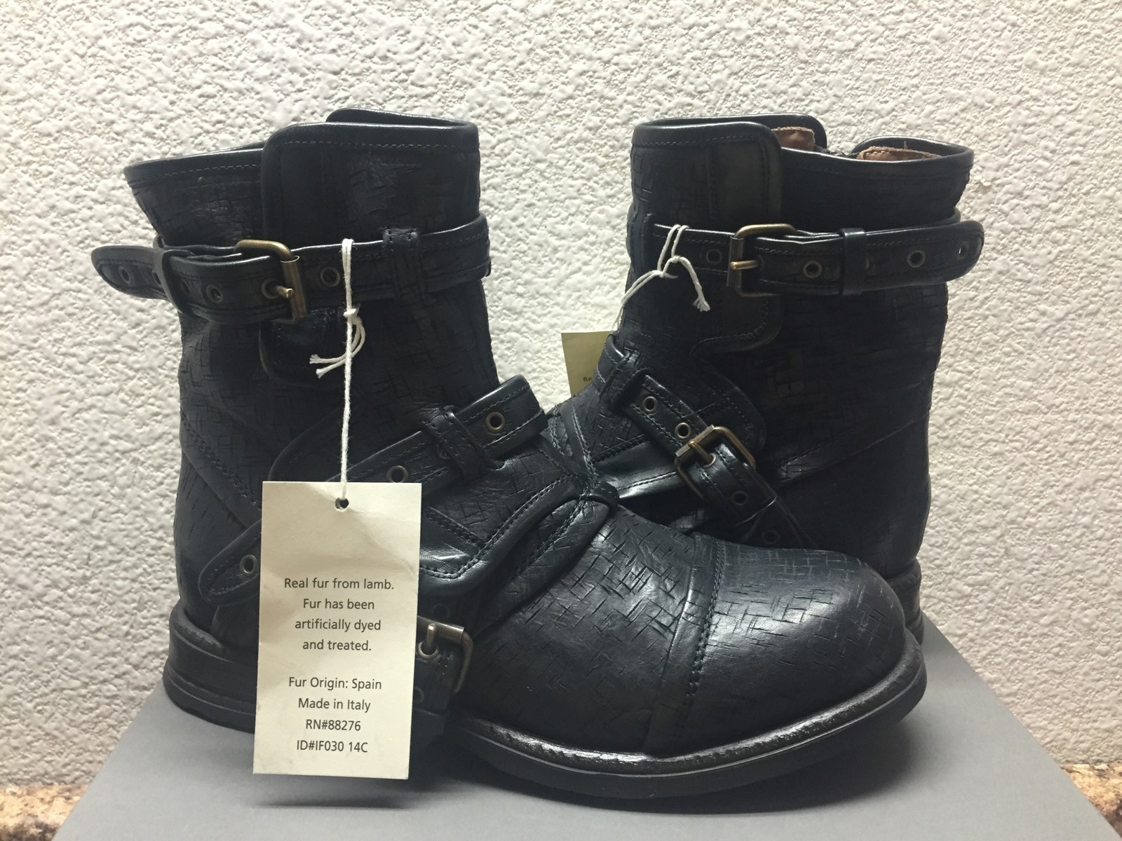 UGG COLLECTION ELISABETA WEAVE NERO BIKERS BOOTS USA 6 / EU
