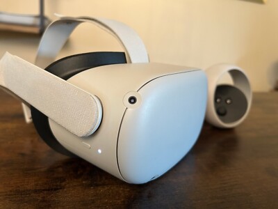 Oculus Quest 2 256GB Advanced All-in-one VR Headset   White (301-00351-01)