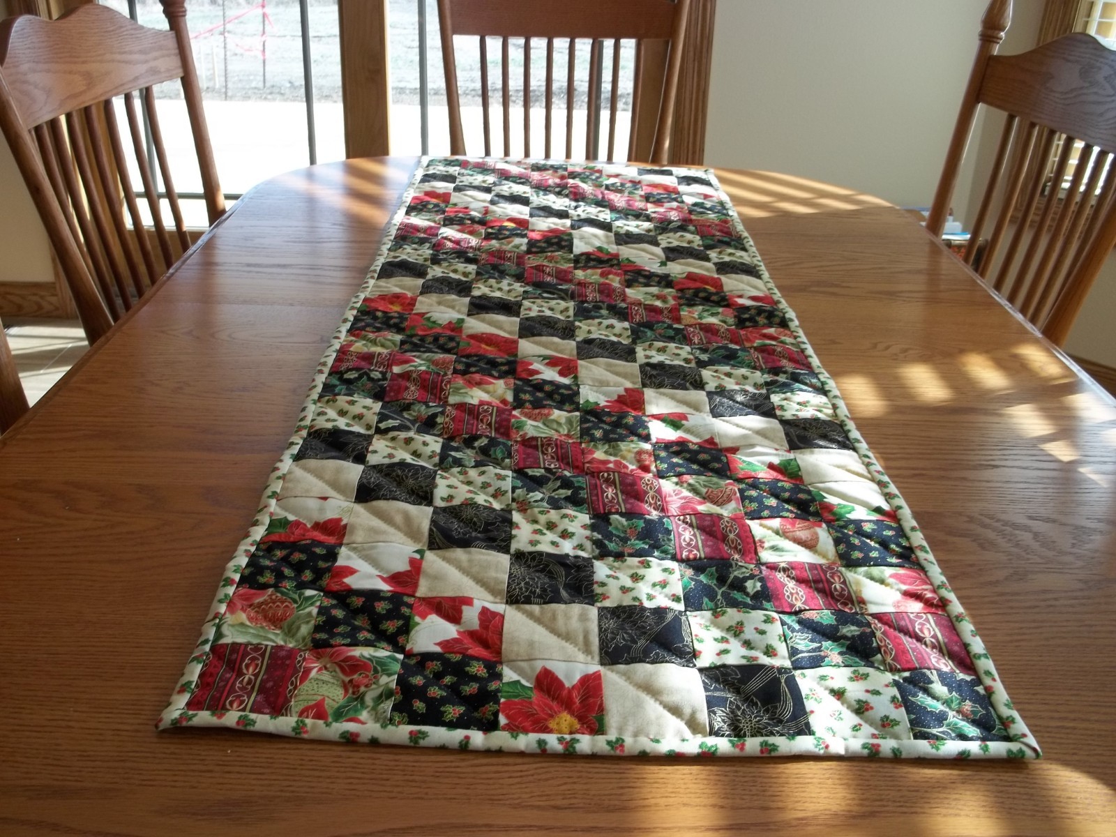 Christmas Table Runner, 20 1/2