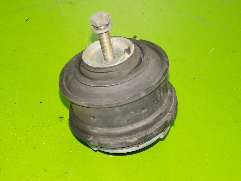 94-97 Mercedes C220 OEM W202 passenger right rubber engine motor mount