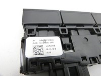 VW T-Roc A1 17-21 Schalter Einparkhilfe Parktronic PDC Taster VW T-Roc A1 17-21 24.11.2020 2GA927238A 10137600 gebraucht Vorschau 4