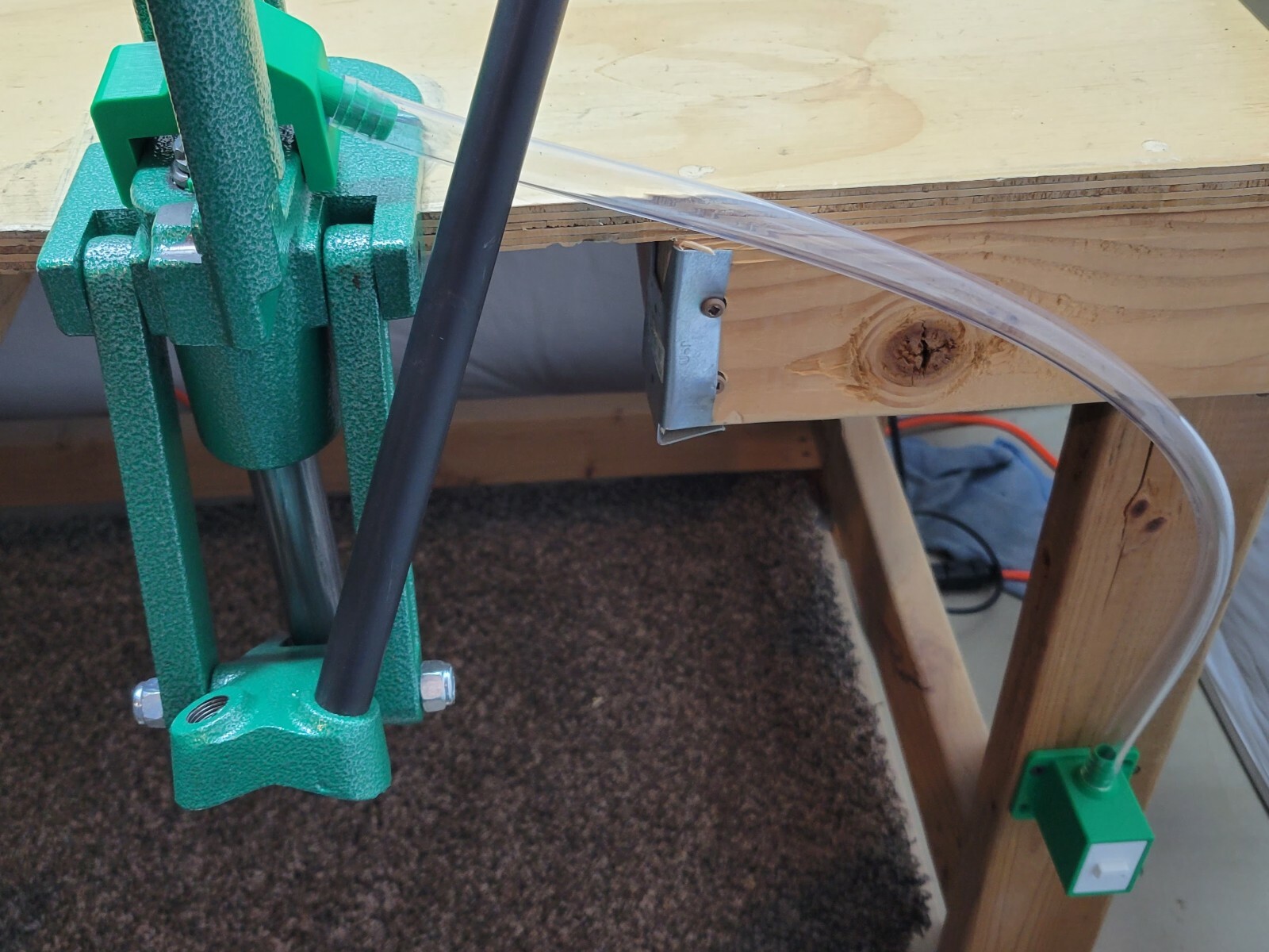 RCBS Rock Chucker Supreme and RC IV Primer Catcher w/ Drawer