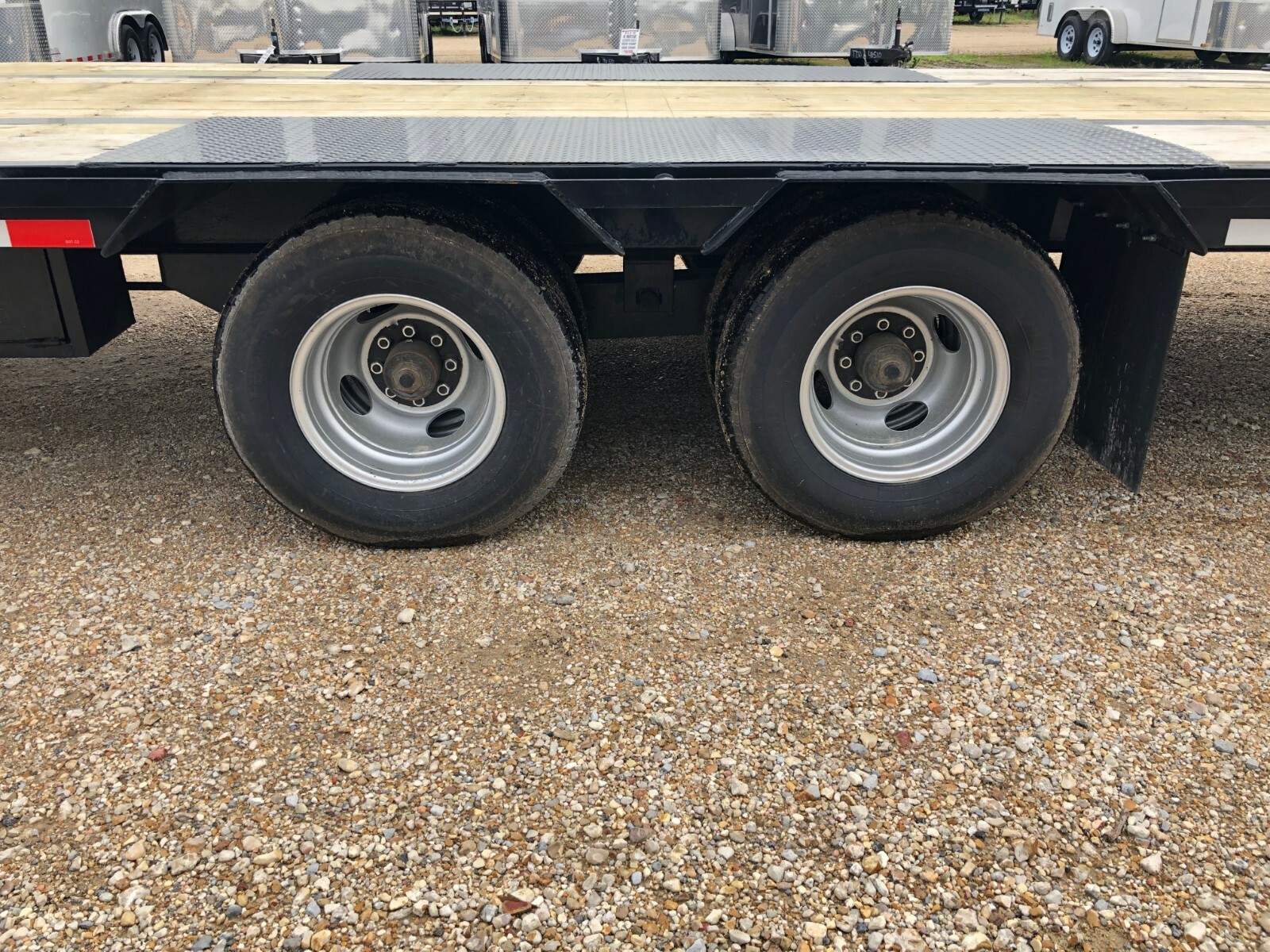 40 'X 102--IRON BULL-DECKOVER GOOSENECK--2/12K --MAX RAMPS-HYDRAULIC BRAKES-NEW