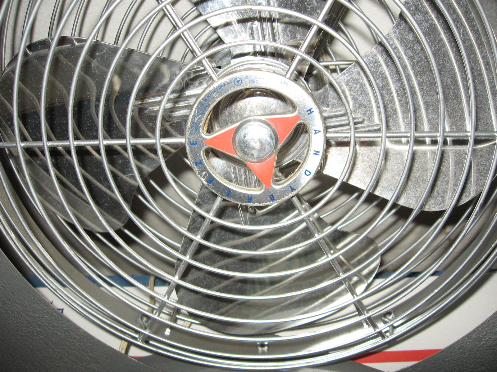 Vintage Art Deco Handy Breeze Window Fan 12