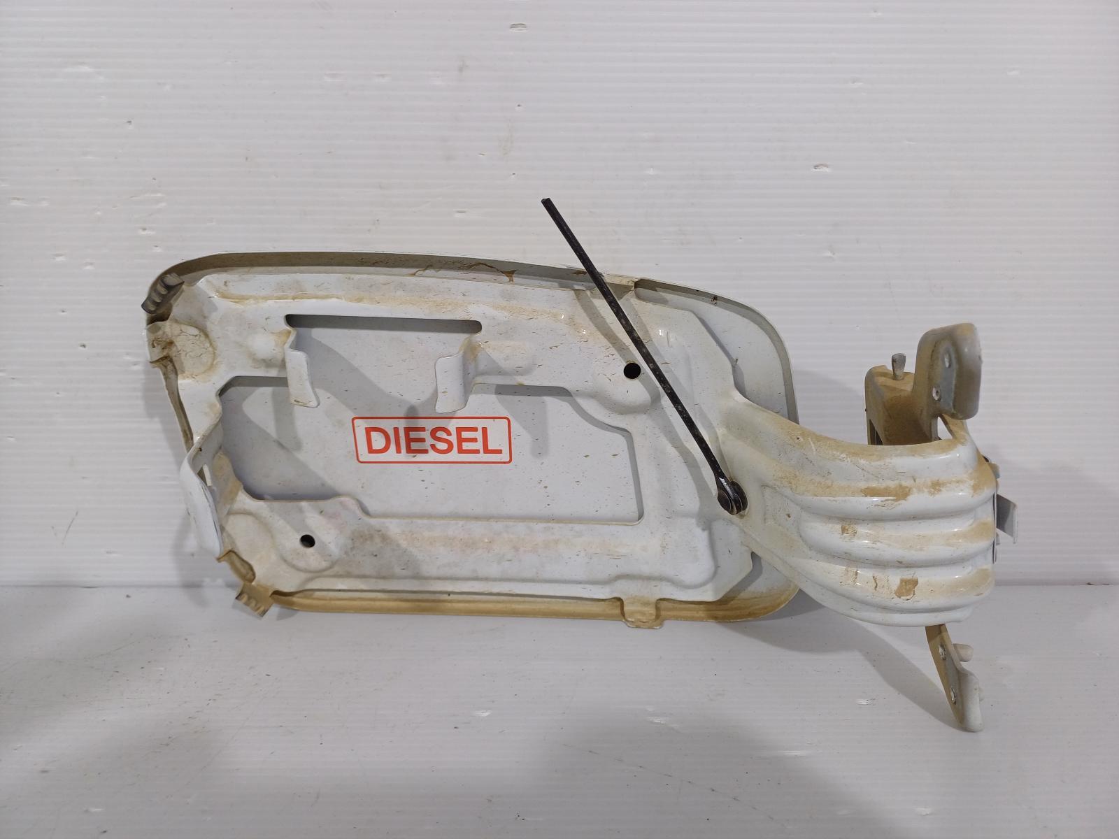 LDV T60 SK8C 07/2017-ON FUEL DOOR WHITE - thumbnail 2