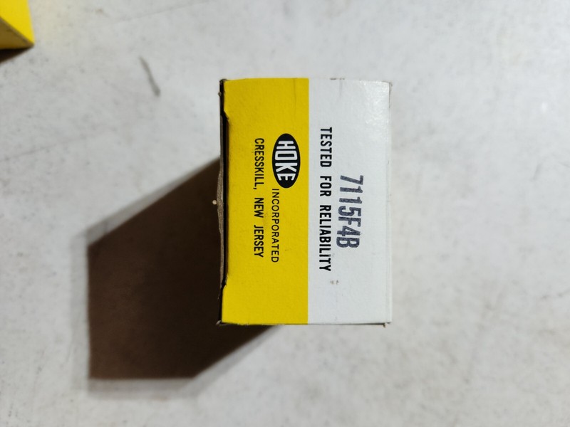 Hoke 7115F4B panel mount ball valve Flowmite 