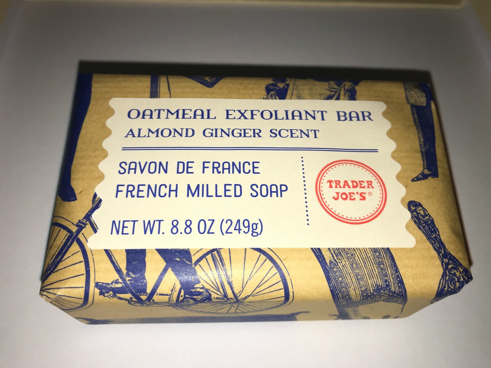 Trader Joe's Oatmeal Exfoliant Bar Almond Ginger Scent Savon De France