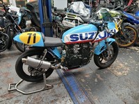 Suzuki GSX400 KATANA RACE BIKE