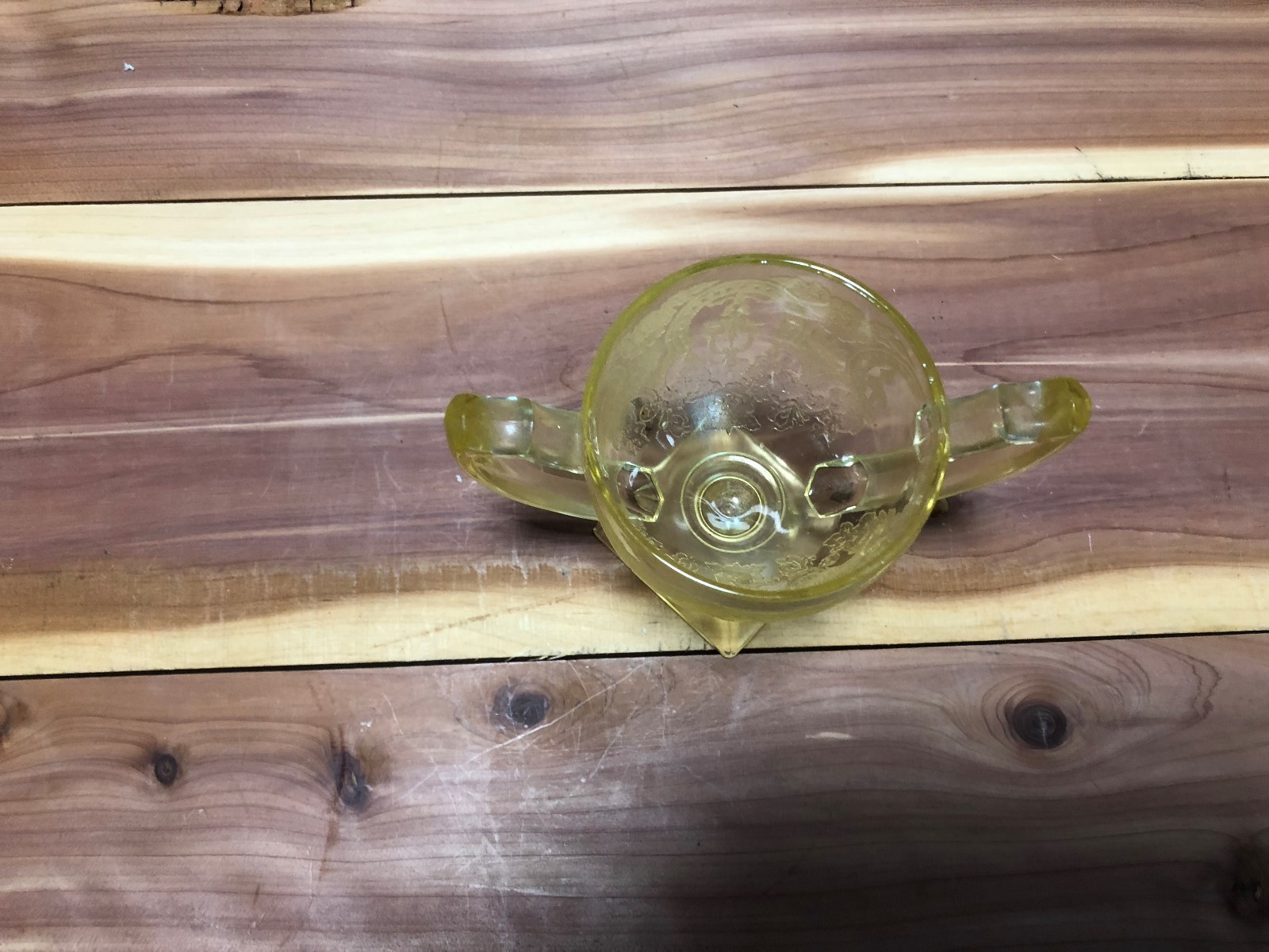 Indiana Glass Horseshoe yellow Depression Glass open sugar bowl pre-owned