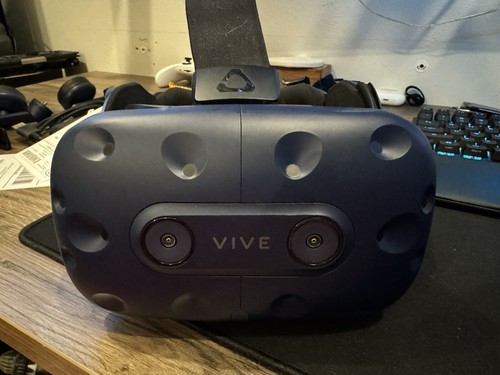 HTC Vive Pro HMD OLED Virtual Reality VR Headset READ