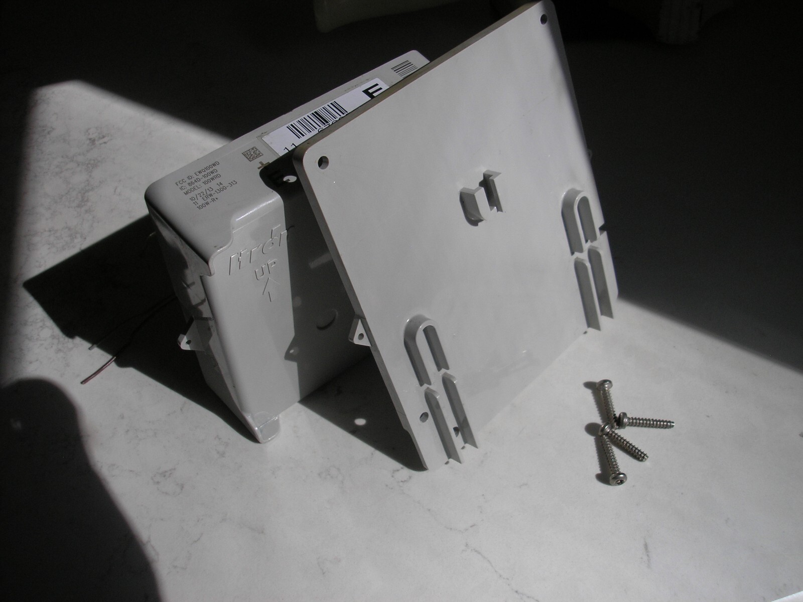 YOUTHTRON ITC 陰イオン発生器 ブラウン AC100V, 13W YOUTHTRON ITC 陰イオン発生器 ブラウン AC100V, 13W - メルカリ