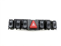 Mercedes CLK 320 A208 Warnblinkschalter Schalter Sitzheizung ZV Abschleppschutz Mercedes CLK 320 A208 31.01.2000... Vorschau 1