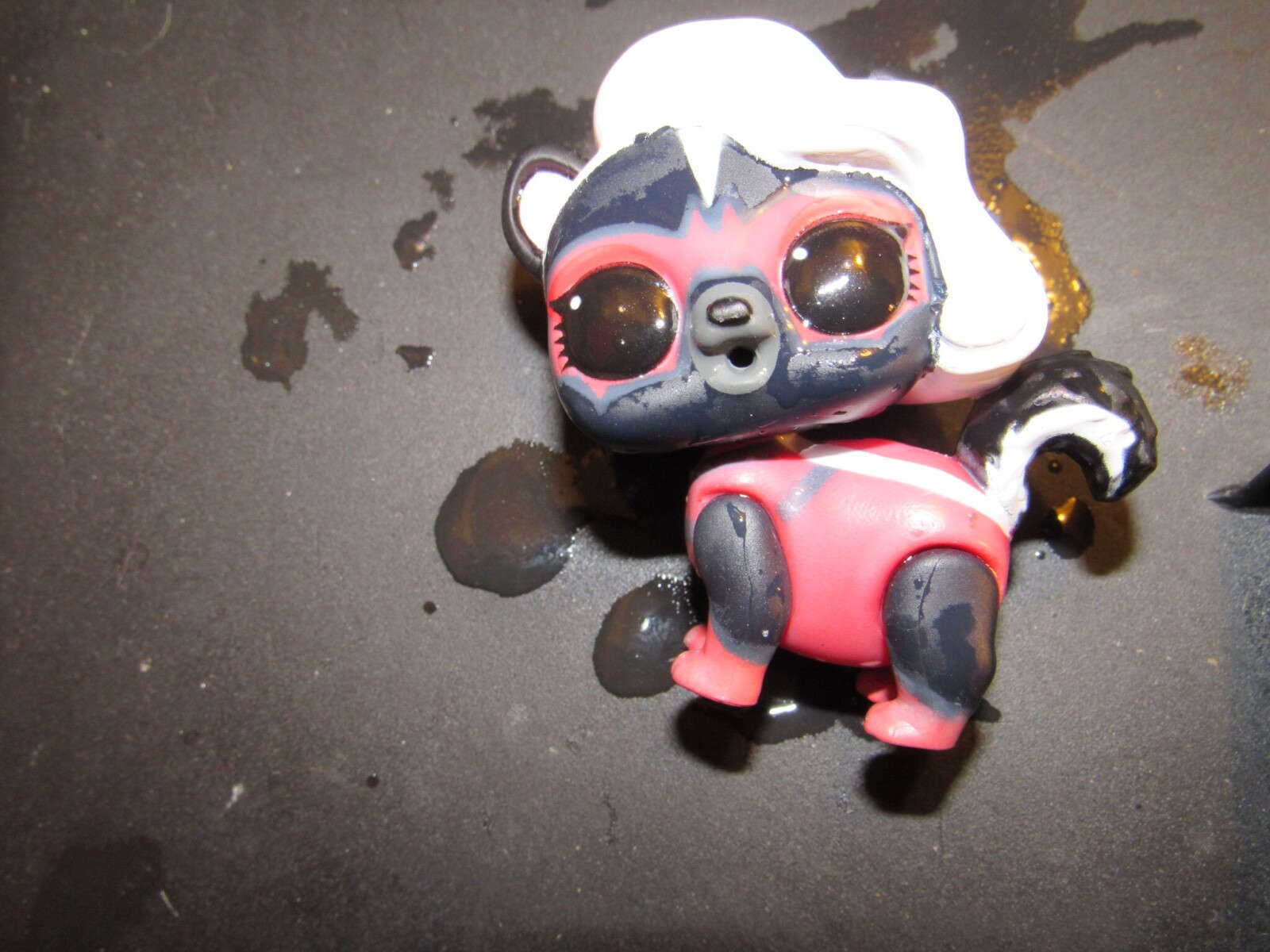 Lol Surprise Pet “Black Stripe” #085 I spy edition CHANGES COLOR