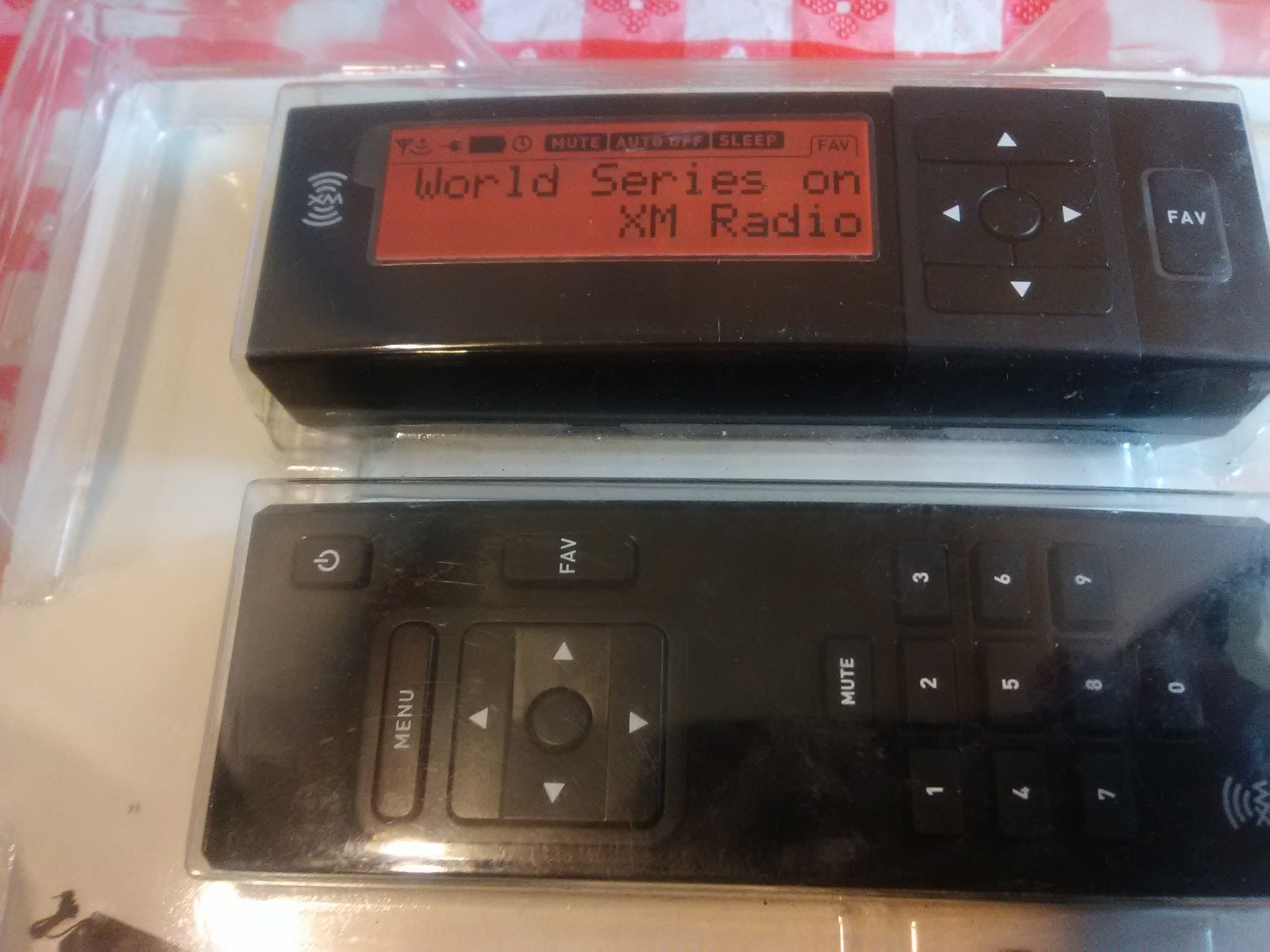 XM Satellite Radio w/ Car Kit Cassette Adapter )(*^@@D0