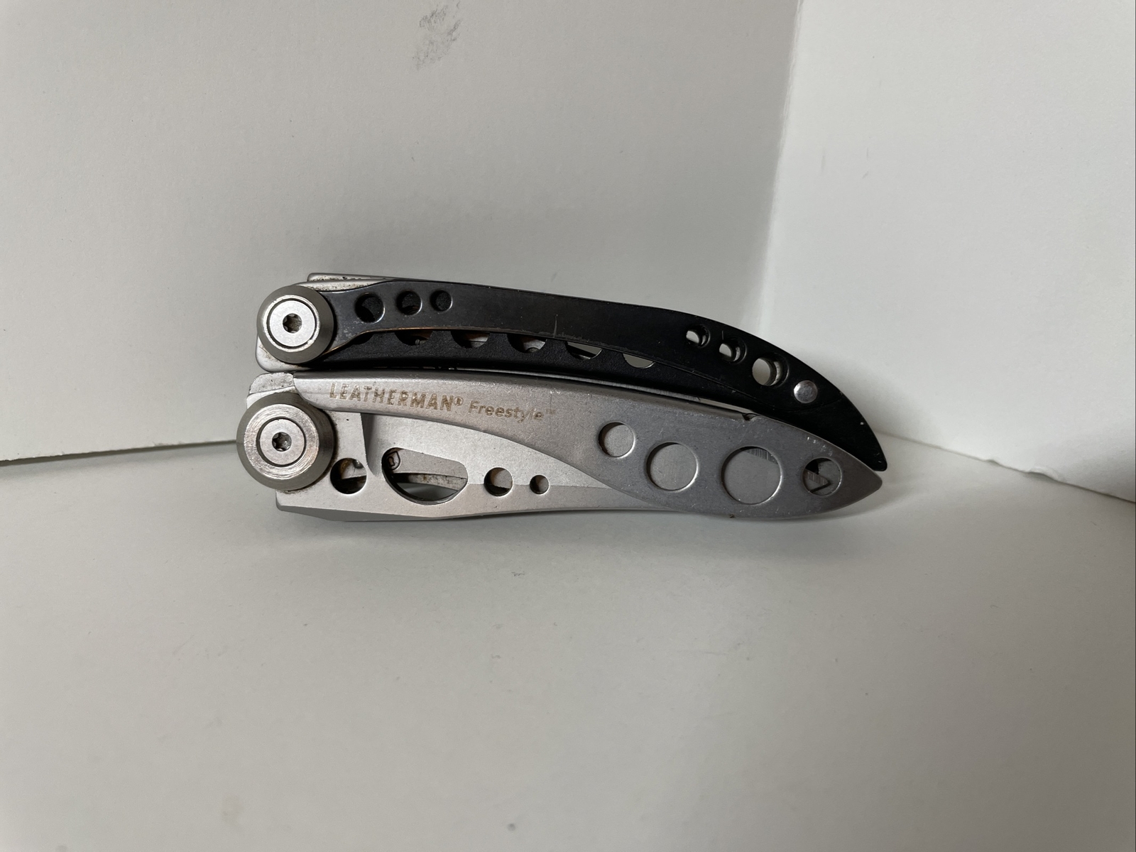 Leatherman Freestyle Lightweight Multitool 4 Hc Stainless Knife Blade Usaのebay公認海外通販 セカイモン