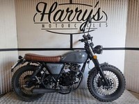 Mutt HILTS 125 scrambler , 2000 miles , leaner legal motorcycles