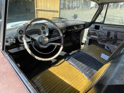 image 4 of interior