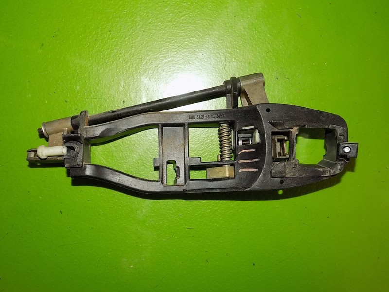 01-05 BMW 325i OEM driver left rear exterior door handle carrier mount