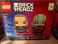 supergirl brickheadz