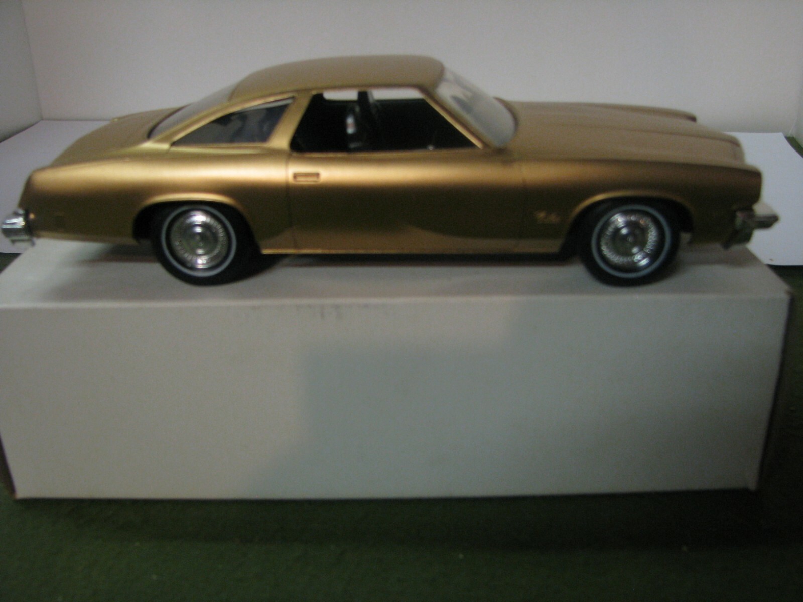 1975 Oldsmobile Cutlass 2DR Promo,Rare Metallic Copper #P-1375D