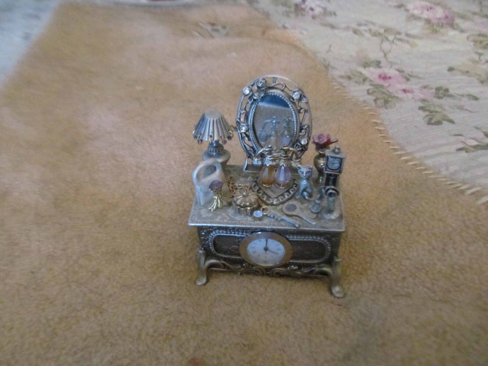 Pewter Vanity Ring Box w/Clock