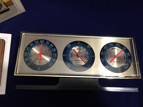Vintage Springfield Instrument Desk Weather Station Barometer Thermometer USA