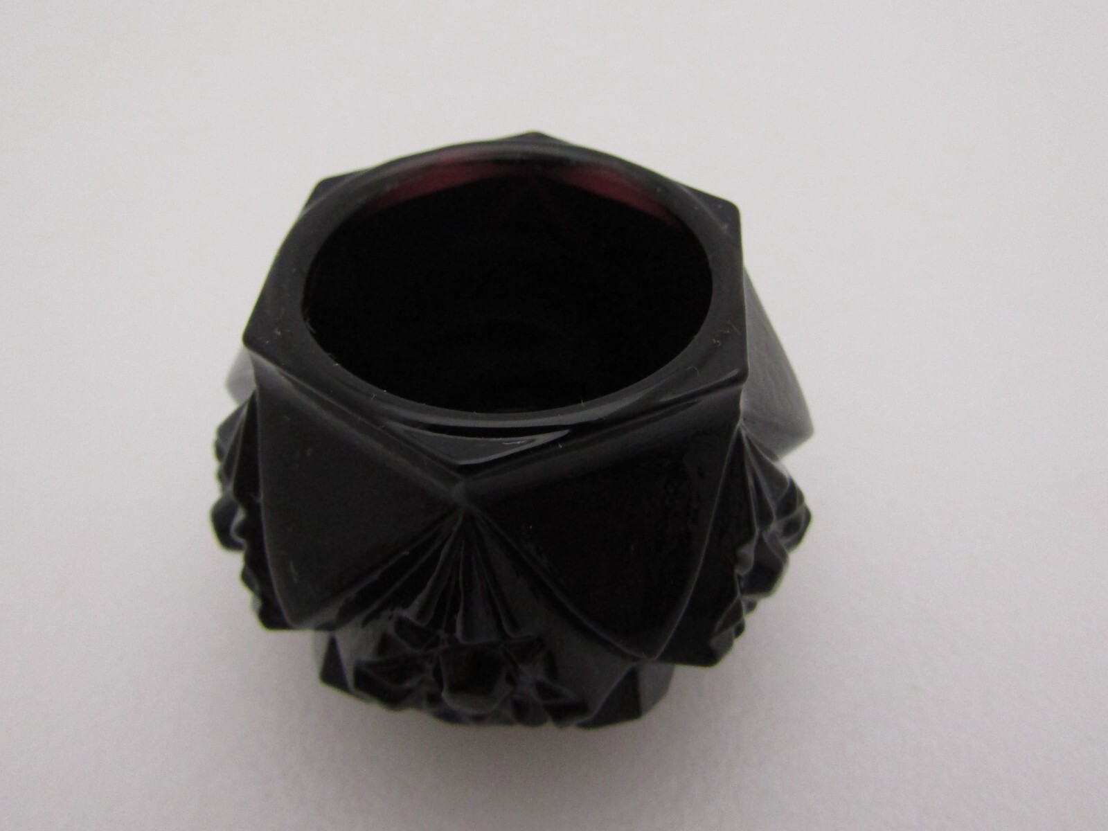 E.E. Ed Bowman Glass 1986 Black Amethyst Wetzel Regal Knob Vintage Salt Dip S505