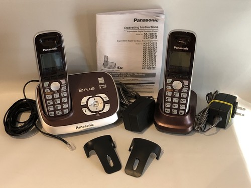 Panasonic KX-TG6572R Cordless Phone with Answering System, Wine Red, 2 Handsets