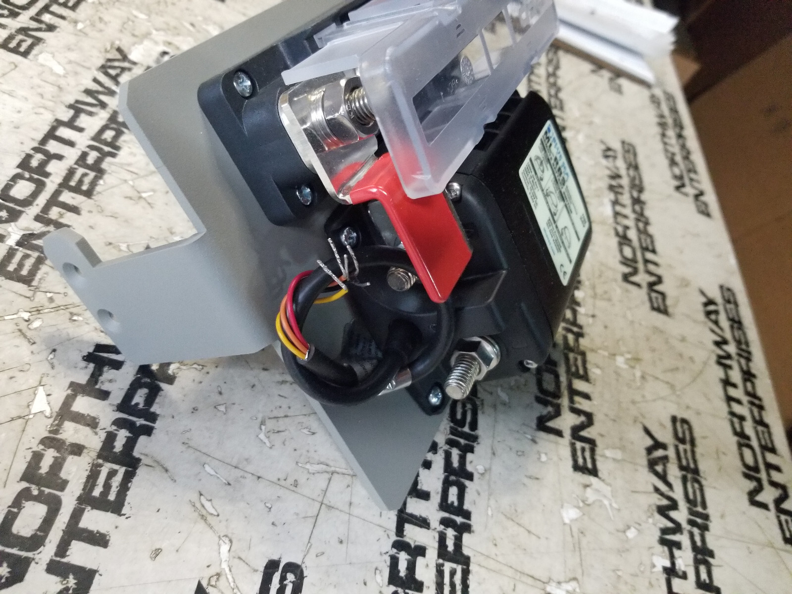 79007724 Mastervolt MLI Ultra Relay and Connection Kit 24V - Picture 4 of 5