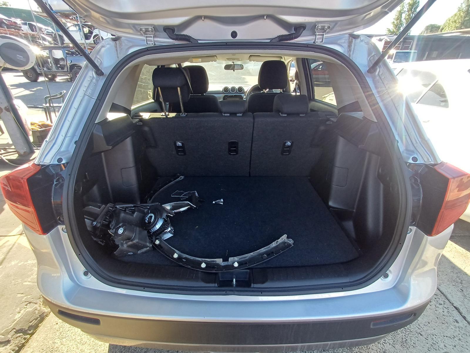 SUZUKI VITARA LY 06/2015-2024 FUEL DOOR / FILLER VIN TSM - thumbnail 5