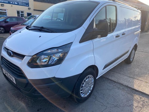Ford Transit Custom image