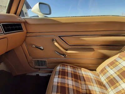 image 6 of interior