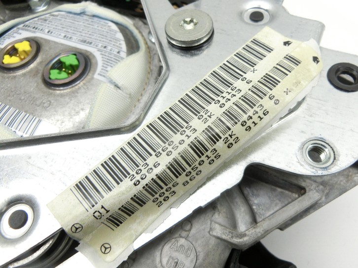 Mercedes W203 C200K 04-07 Lenkrad Airbaglenkrad Mercedes W203 C200K 04-07 31.01.2005 A2034600803 2038600502 gebraucht Vorschau 7