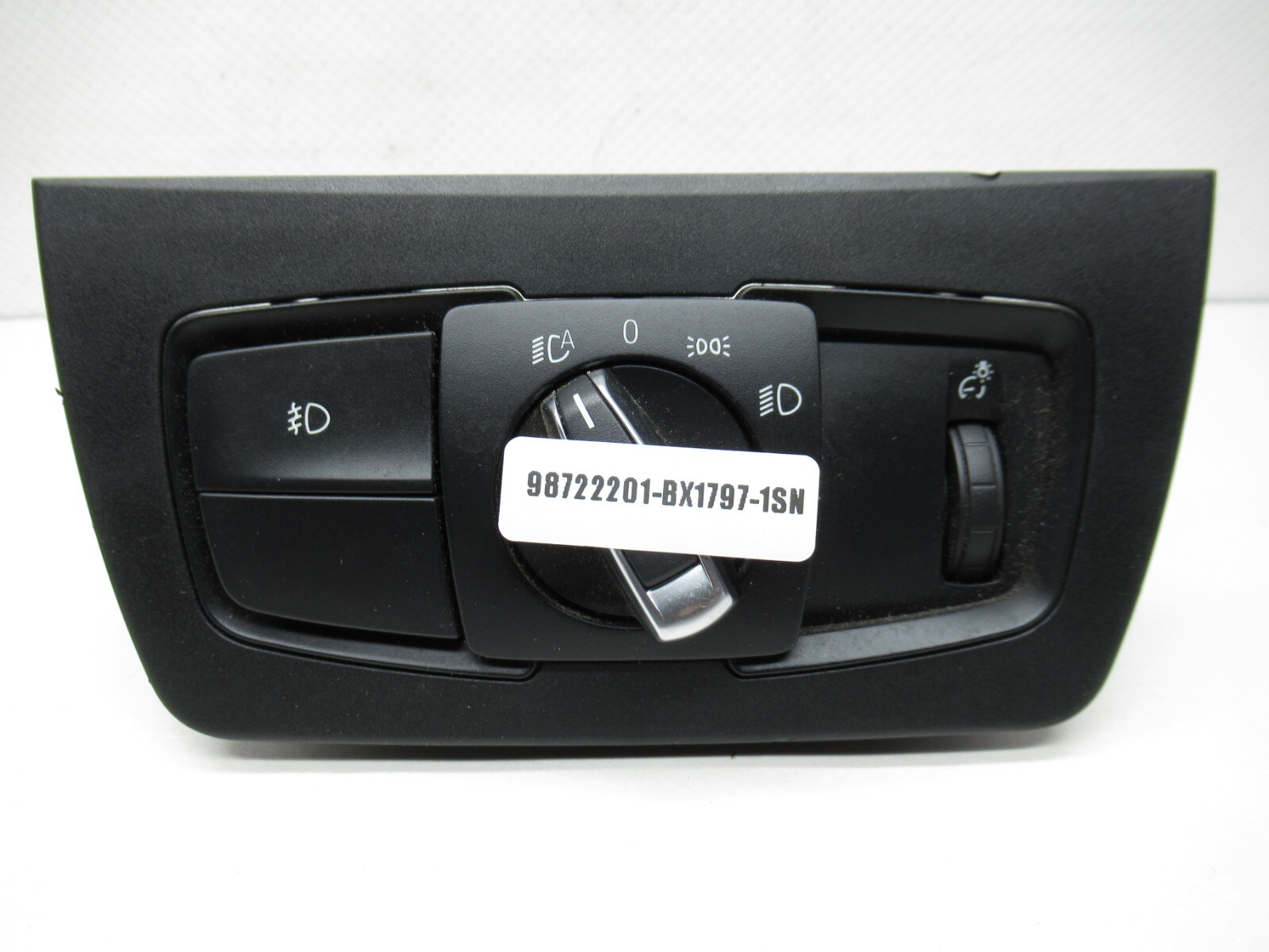 2016 BMW 320i Fog Lamp Switch Control Headlight OEM 939394102 Used