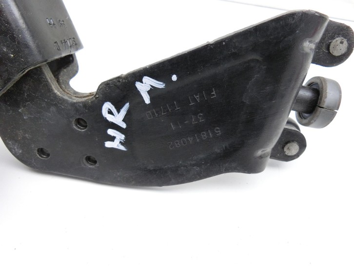 Fiat Doblo II 263 10-15 Kombi Führungsrolle für Schiebetür Rechts Mitte Fiat Doblo II 263 10-15 24.01.2012 ... Vorschau 5