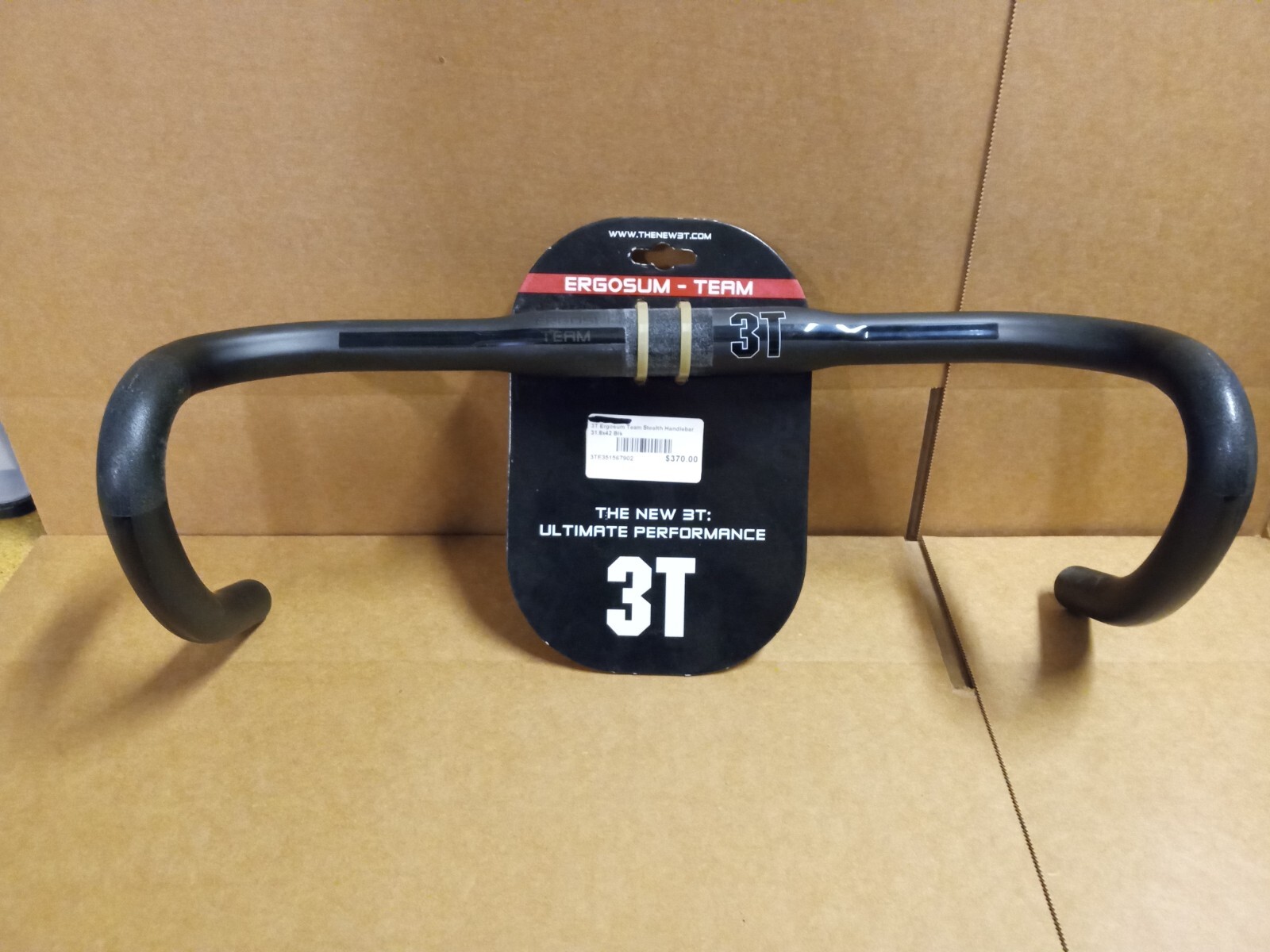 3T Ergonova Team カーボンハンドル 380mm　ステム付き 3T カーボンハンドル ERGOSUM TEAM stealth 【公式通販】