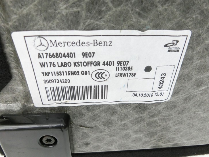 Mercedes W176 A180 15-18 5T Kofferraummatte Kofferraum Einlegeboden Mercedes W176 A180 15-18 19.10.2016 A1766804401... Vorschau 4