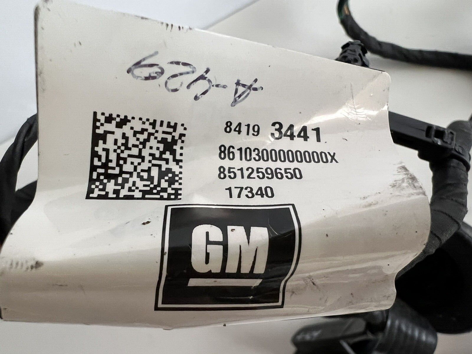 84193441 GMC REAR RIGHT PASSENGER SIDE DOOR WIRE WIRING