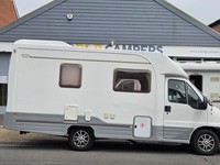 Autocruise Starquest 2.8 HDI 320 MWB C/C DIESEL MANUAL 2002/51