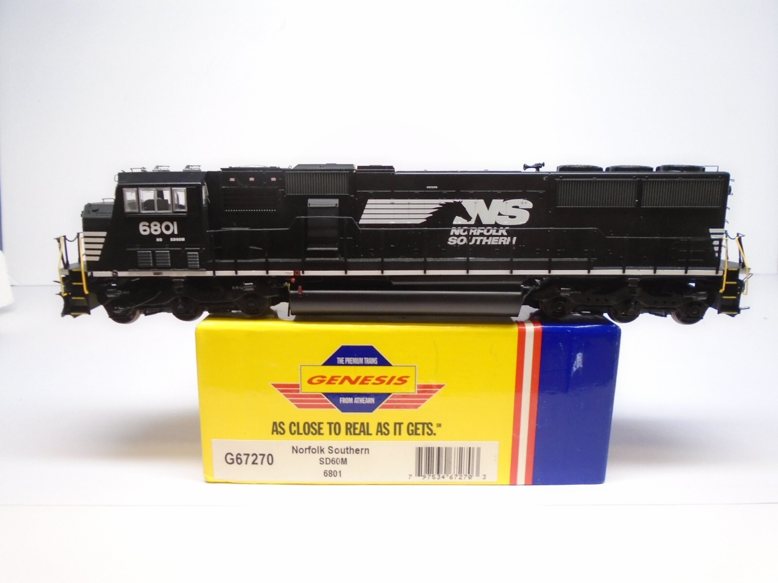 Athearn Genesis Ho G67270, SD-60M locomotive, N&S 6801 | eBay
