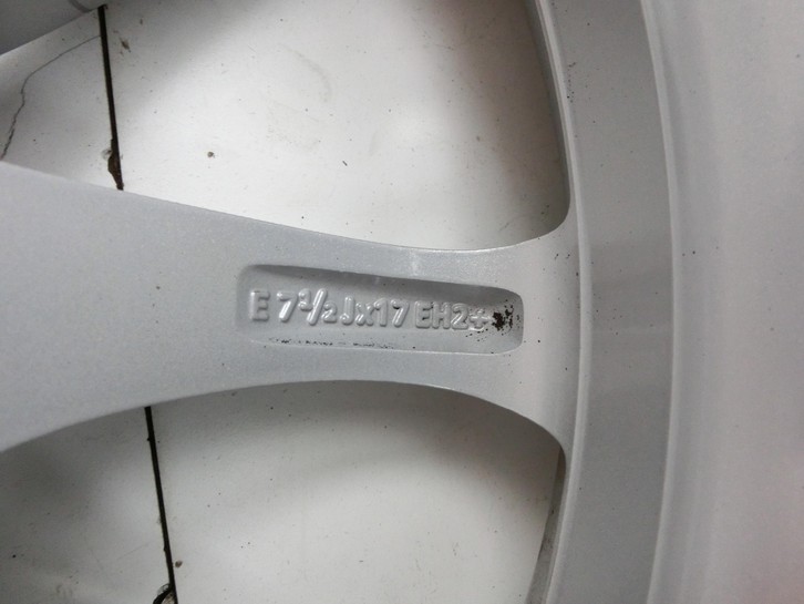 BMW X3 F25 10-14 1 x Felge Aluminiumfelge 17 Zoll 5X120 BMW X3 F25 10-14 20.03.2012 6787575 gebraucht Vorschau 5