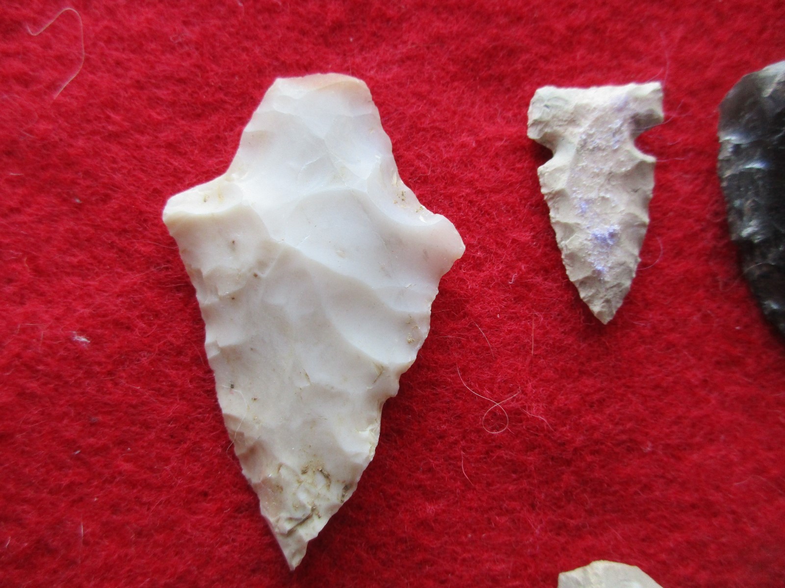 NICE GROUP OF 10 ARROWHEADS, VARIETY OF TYPES & SIZES,   #WHA-0116