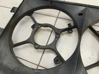 Peugeot 4007 GP 07-12 HDI 2,2 115KW Träger Verkleidung für Lüfter Lüfterzarge Peugeot 4007 GP 07-12 27.02.2009 gebraucht Vorschau 2