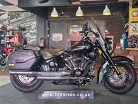 2017/67 HARLEY-DAVIDSON SOFTAIL HERITAGE CLASSIC 1868cc 114 3,400 MILE'S 