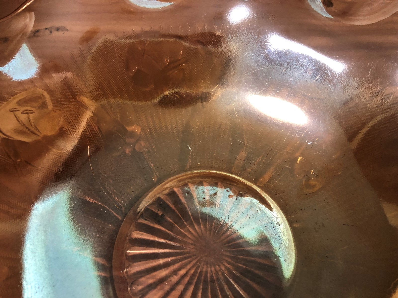 Jeanette Amber Iris Herringbone large ruffle edge bowl pre-owned