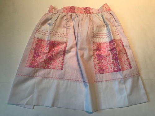 Vintage Apron Reversible Pink Floral Pattern Skirt Pockets Handmade Collectible
