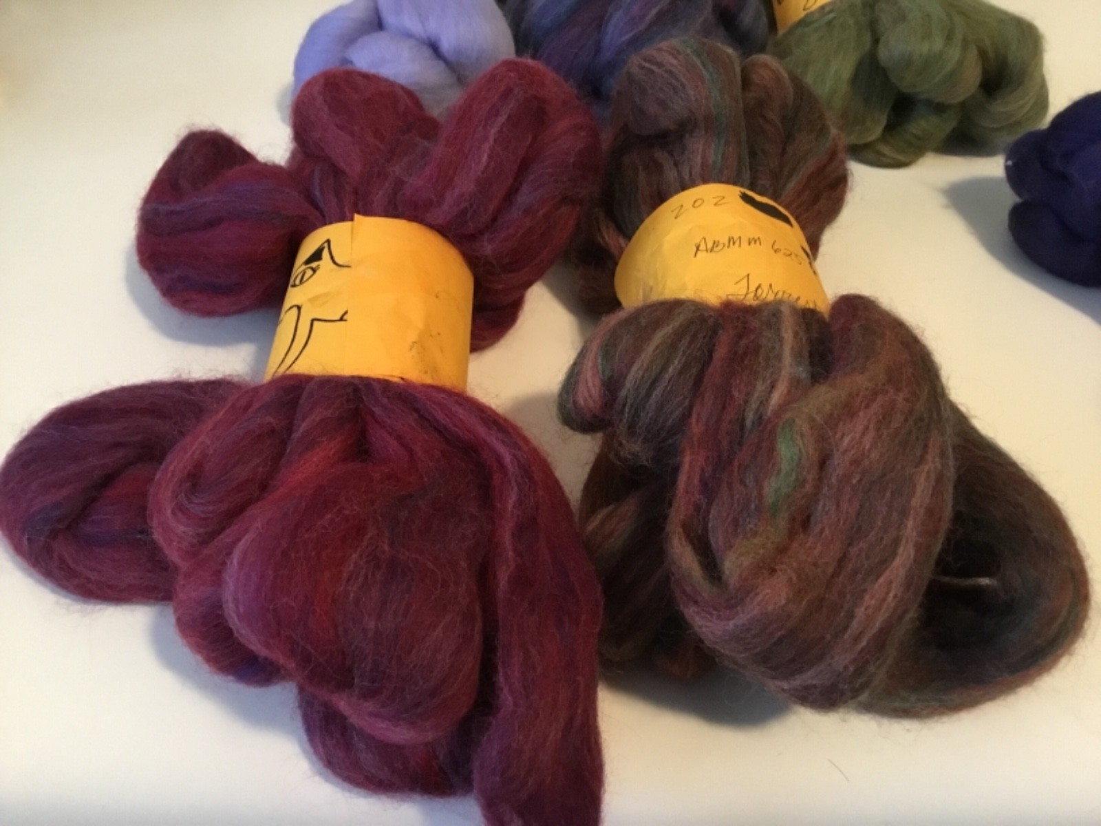 Lot 14 oz. Hand Dyed Merino Wool Top Roving Spinning Fiber Wet Felting 7 Skeins
