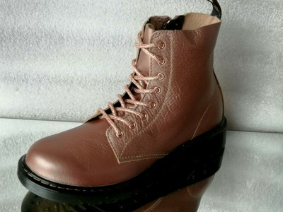 dr martens 1460 gold