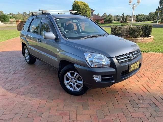 Kia sportage v6