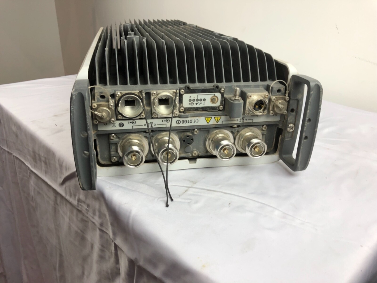 KRC161 412/1 Remote Radio Unit 2600mhz (RRUS32/B7)